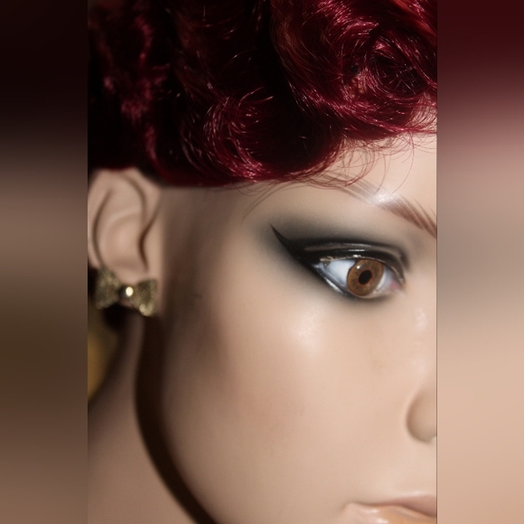 Vintage White Enamel Mesh Rhinestones Cuff Bracelet & Gold Mesh Bow Earrings - Picture 4 of 17